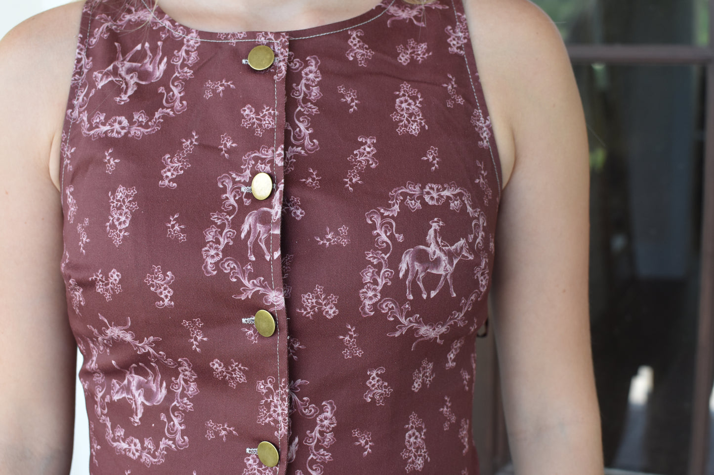 Western Burgundy Mini