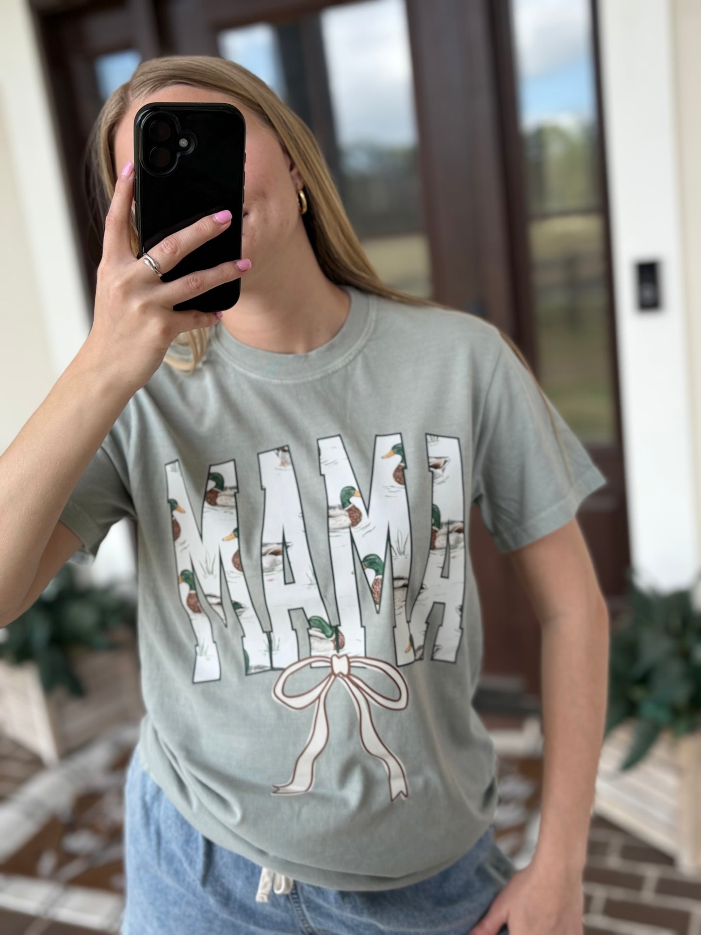 MAMA Duck Tshirt